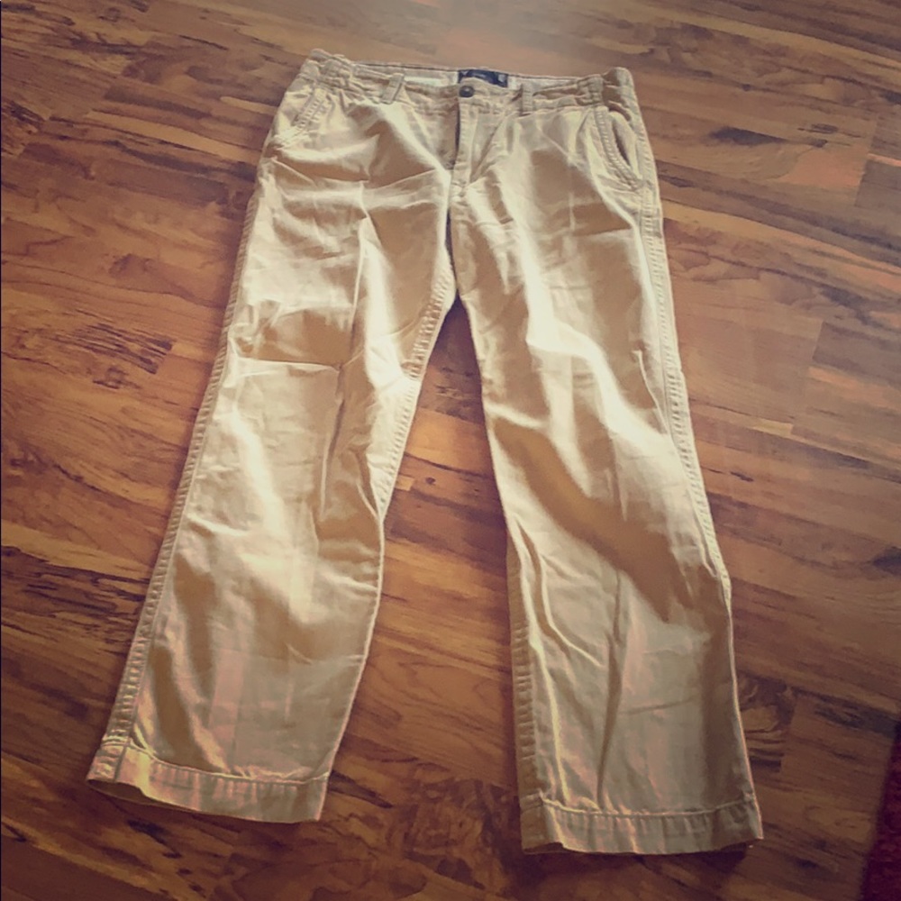 Men’s American Eagle Khakis
